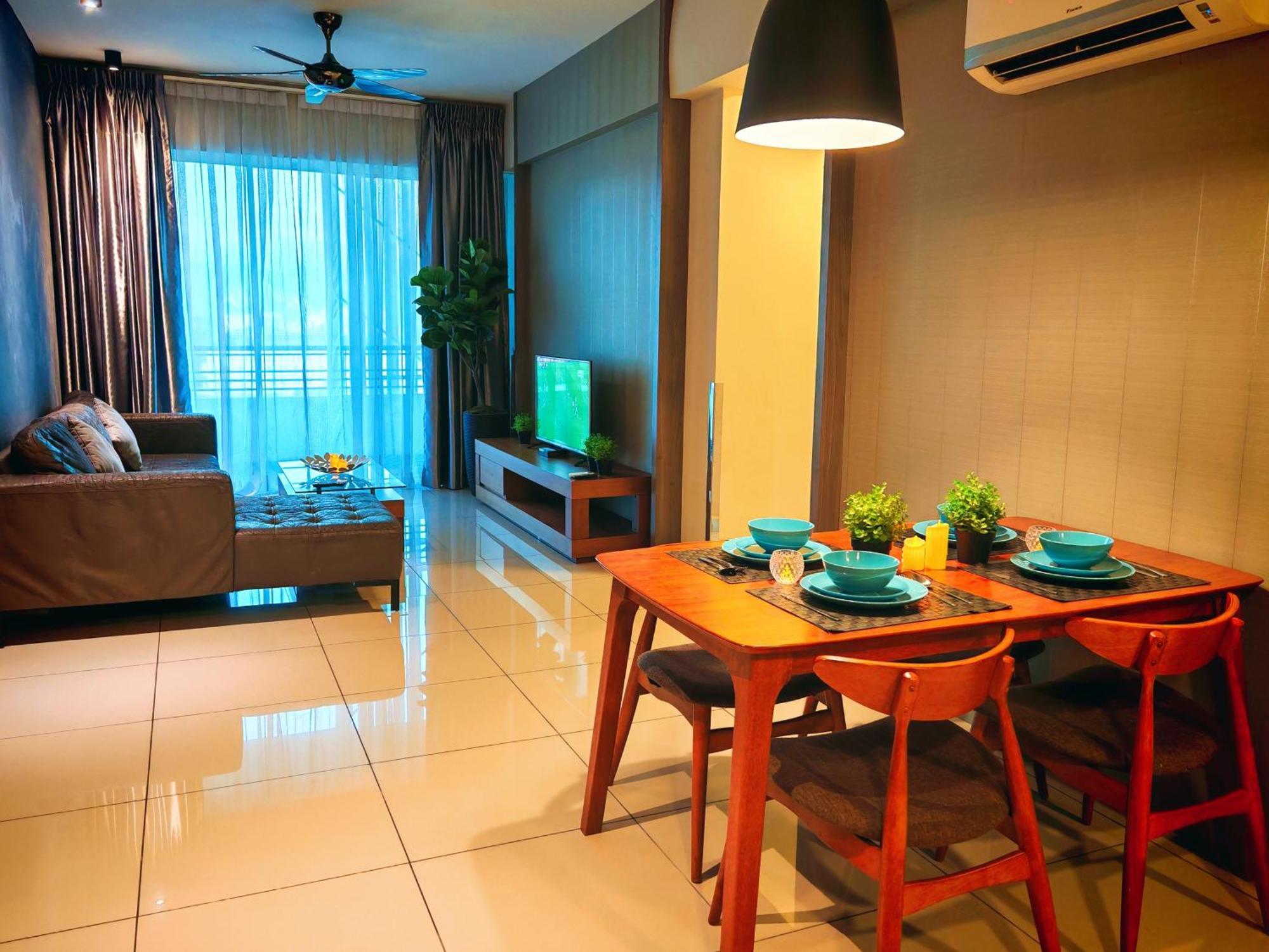 Majestic 3 Bedrooms Modern 6pax By Empire Pangsapuri *