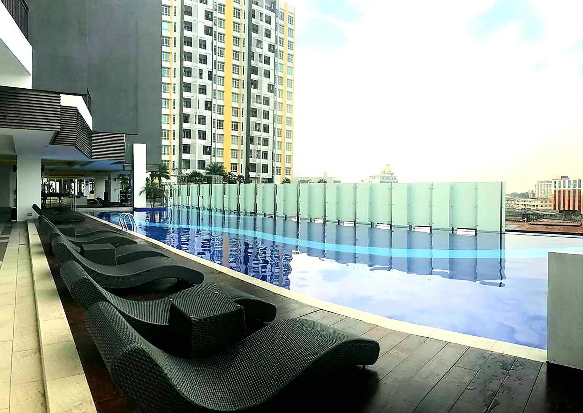 Majestic 3 Bedrooms Modern 6pax By Empire