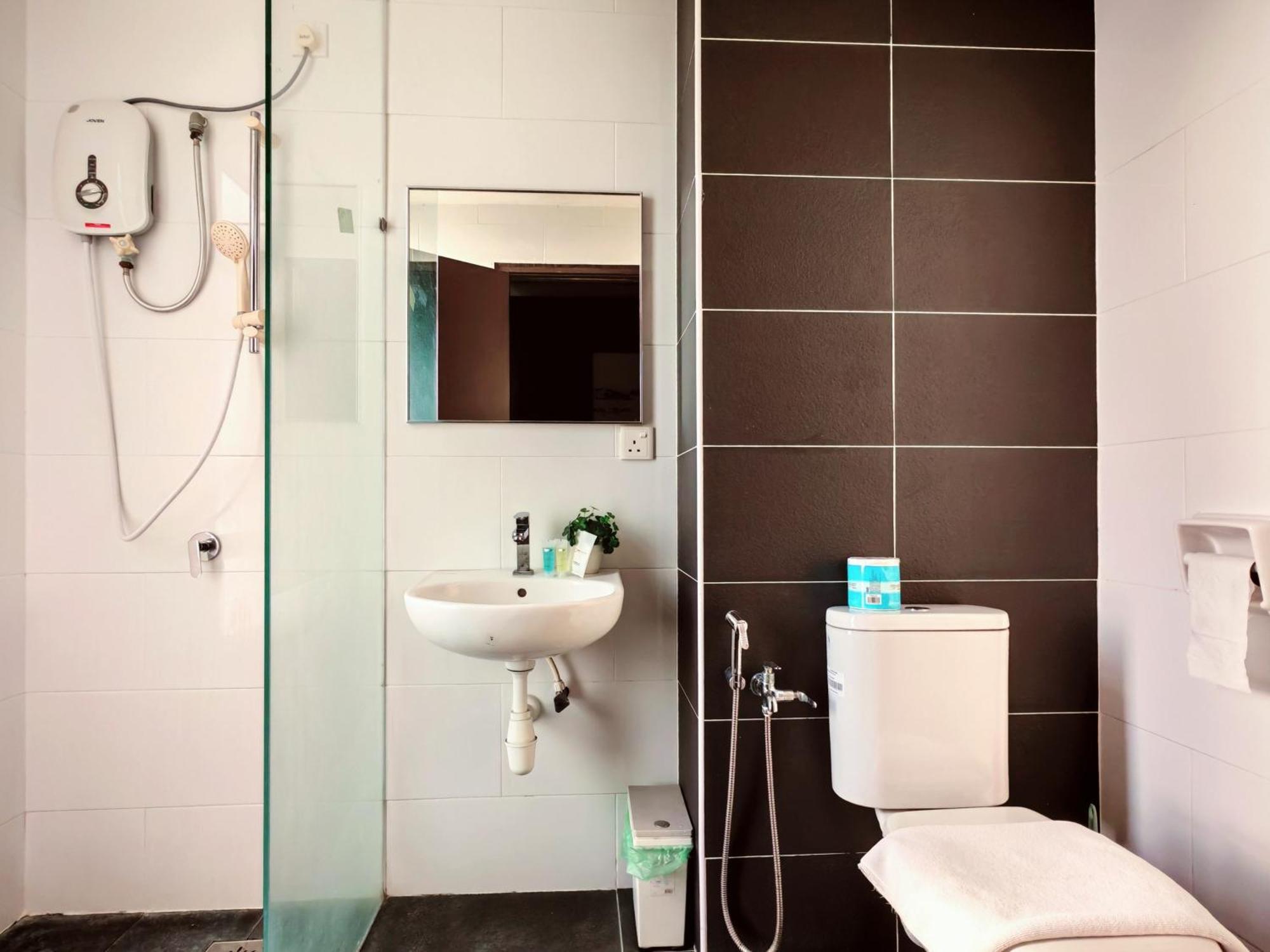 Majestic 3 Bedrooms Modern 6pax By Empire