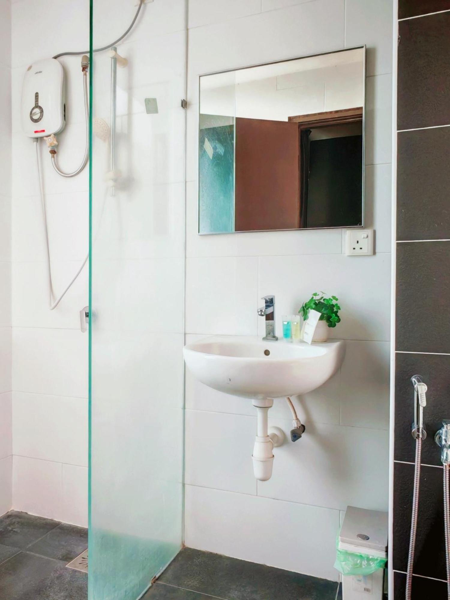 Majestic 3 Bedrooms Modern 6pax By Empire Pangsapuri *